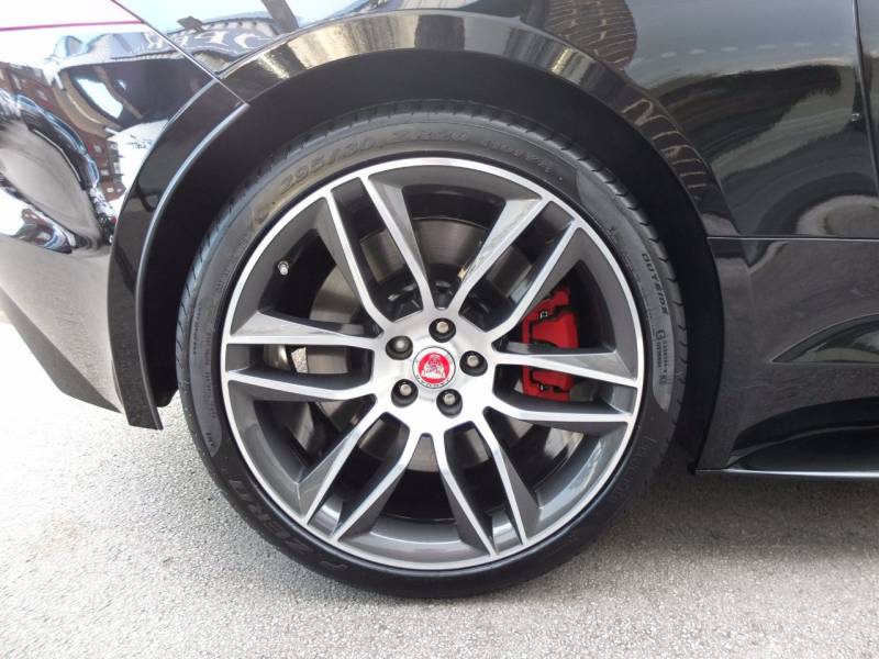 Jaguar F Type   Registered:2015(15)