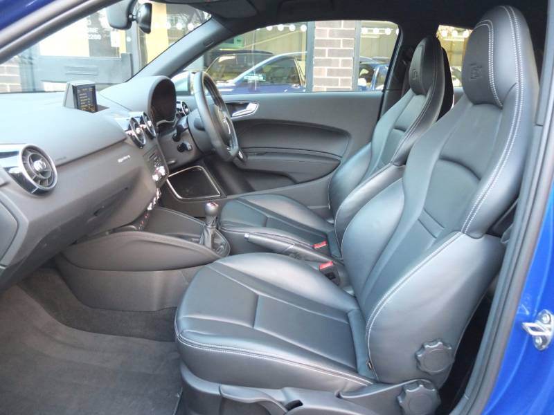 Audi A1   Registered:2017(17)