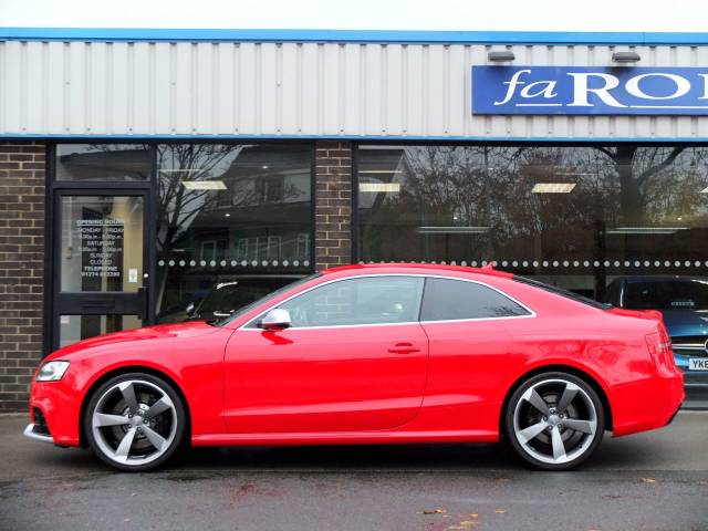 2011 Audi RS5 4.2 FSI quattro (Bucket Seats, Miltek Exhaust, Tech Pack)
