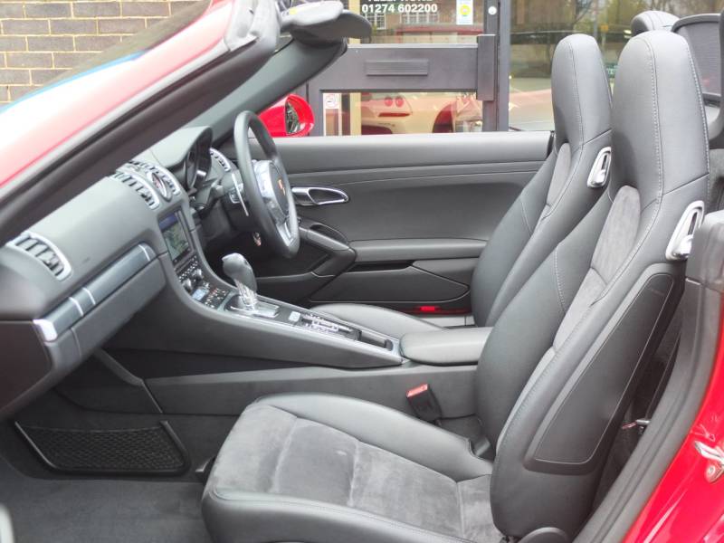 Porsche Boxster   Registered:2015(15)