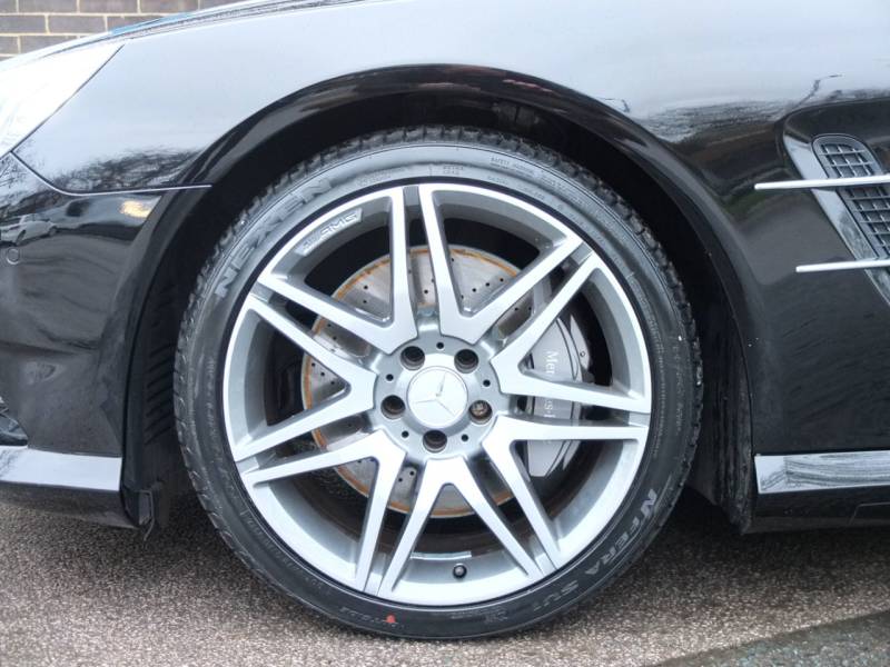 Mercedes Benz SL Class   Registered:2014(14)