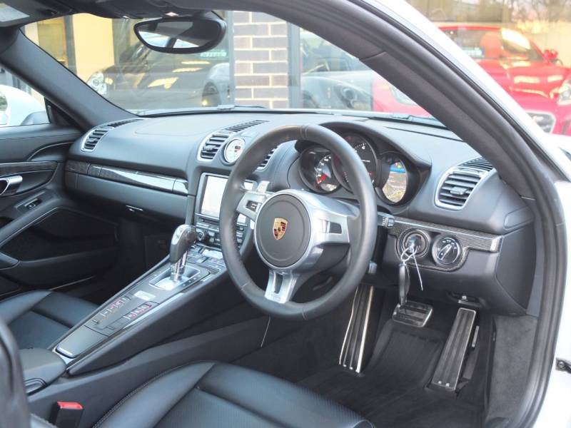 Porsche Cayman   Registered:2016(16)