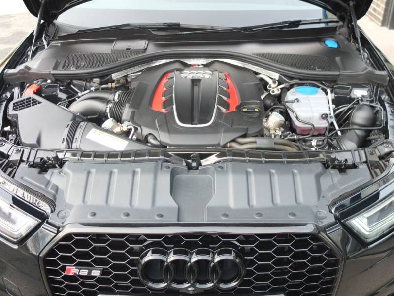 Audi RS6   Registered:2016(16)