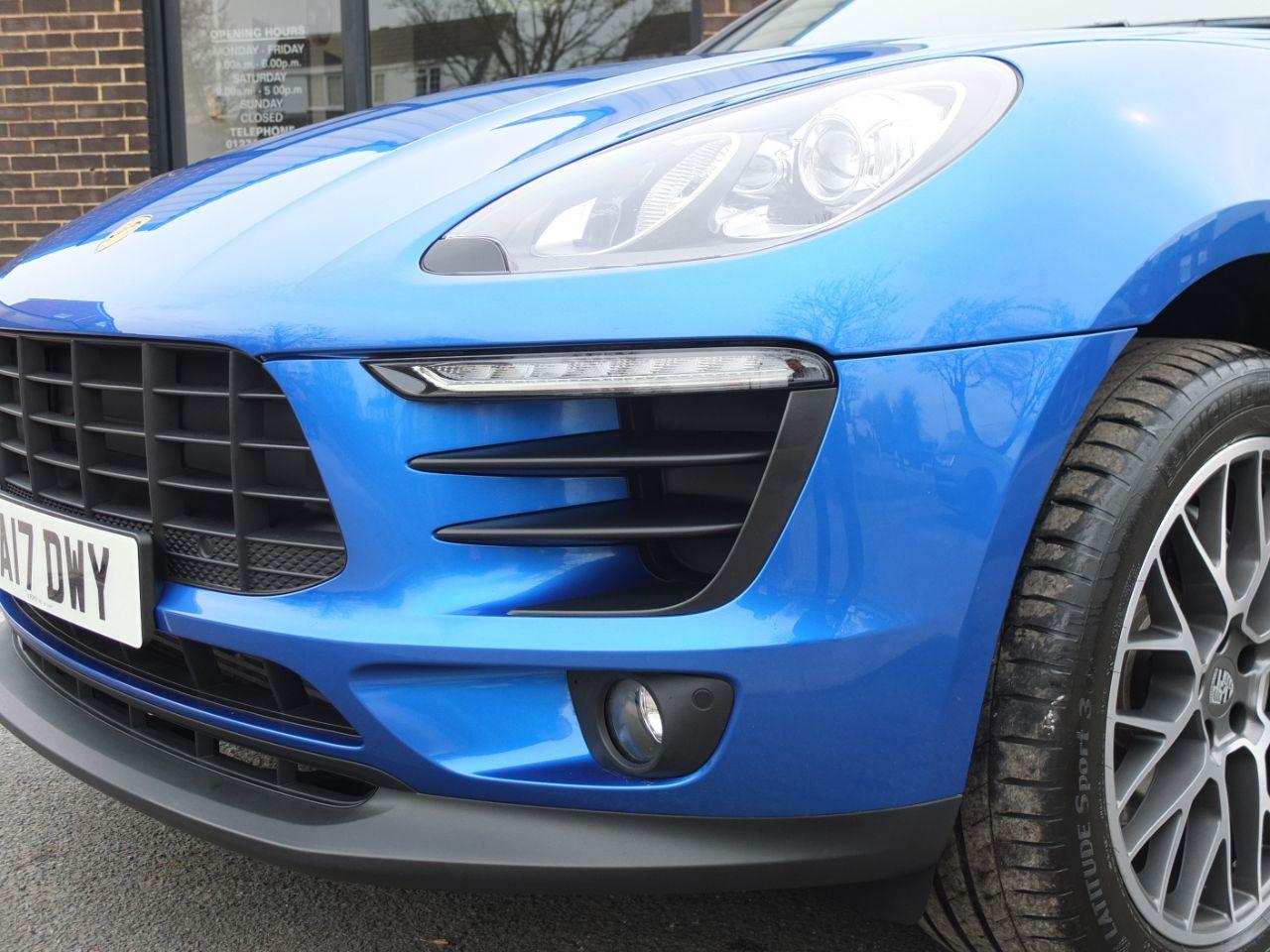 Porsche Macan 3.0 TD V6 S Diesel PDK Estate Diesel Sapphire Blue Metallic