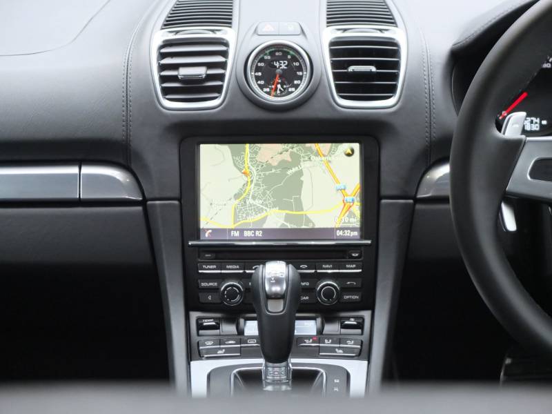 Porsche Cayman   Registered:2016(16)