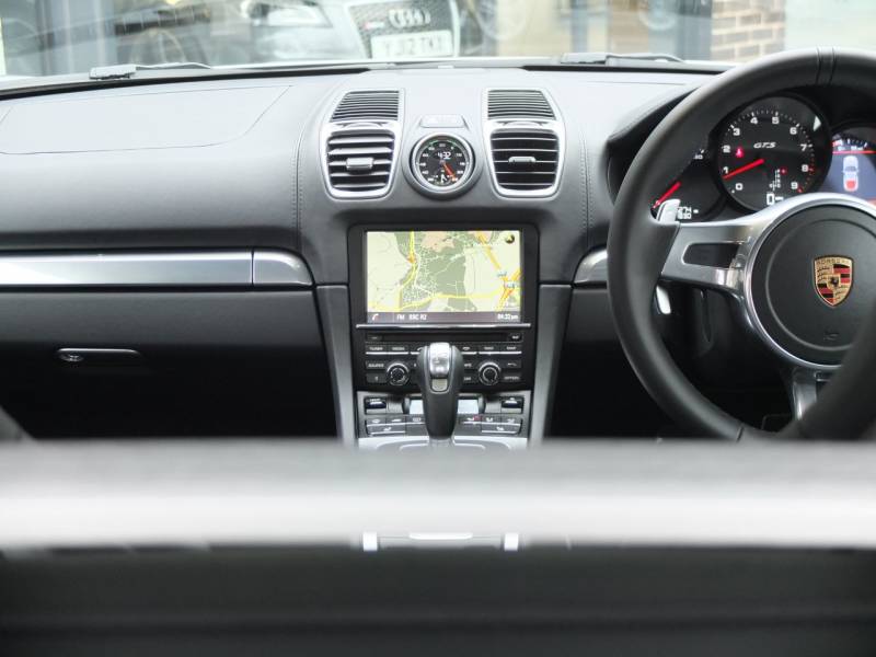 Porsche Cayman   Registered:2016(16)