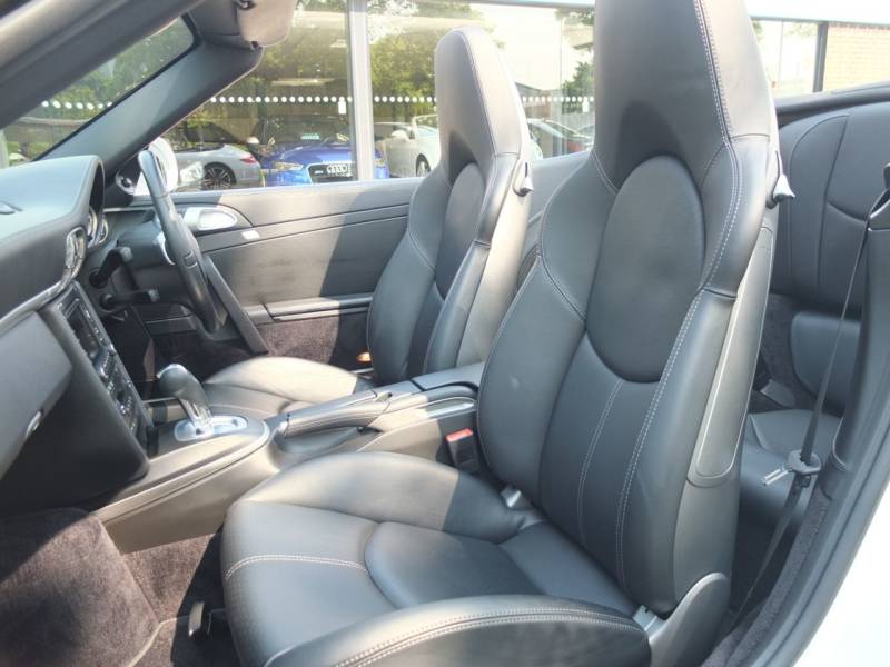 Porsche 911   Registered:2011(11)