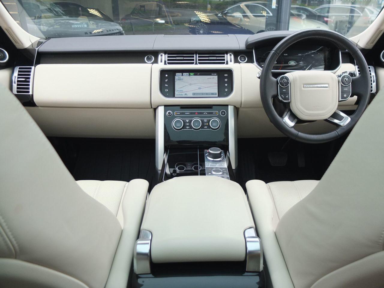 Land Rover Range Rover 3.0 TDV6 Vogue Auto Black Design Pack Estate Diesel Yulong White Metallic