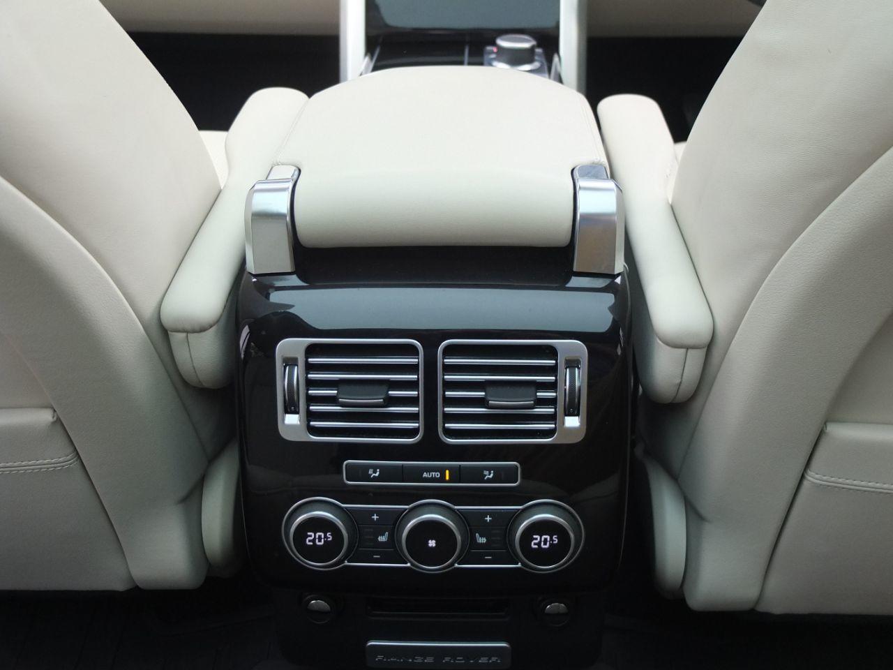 Land Rover Range Rover 3.0 TDV6 Vogue Auto Black Design Pack Estate Diesel Yulong White Metallic