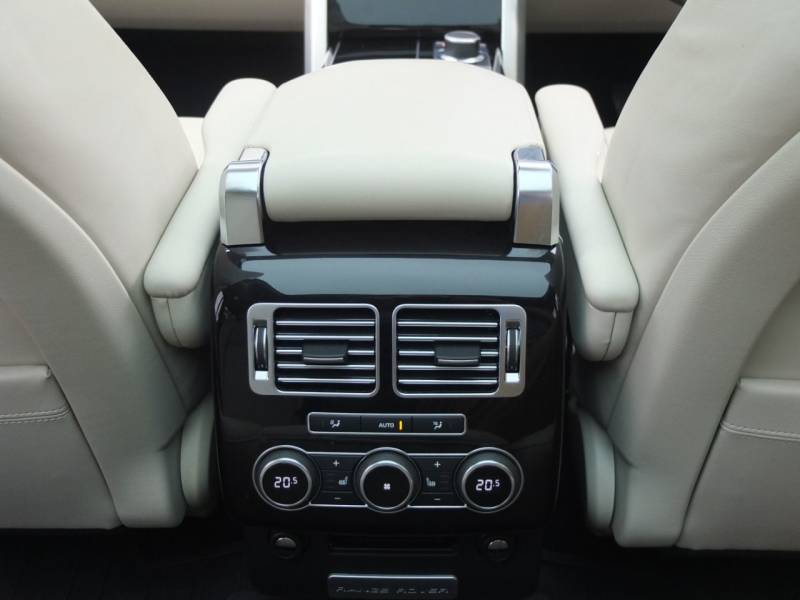 Land Rover Range Rover   Registered:2016(16)