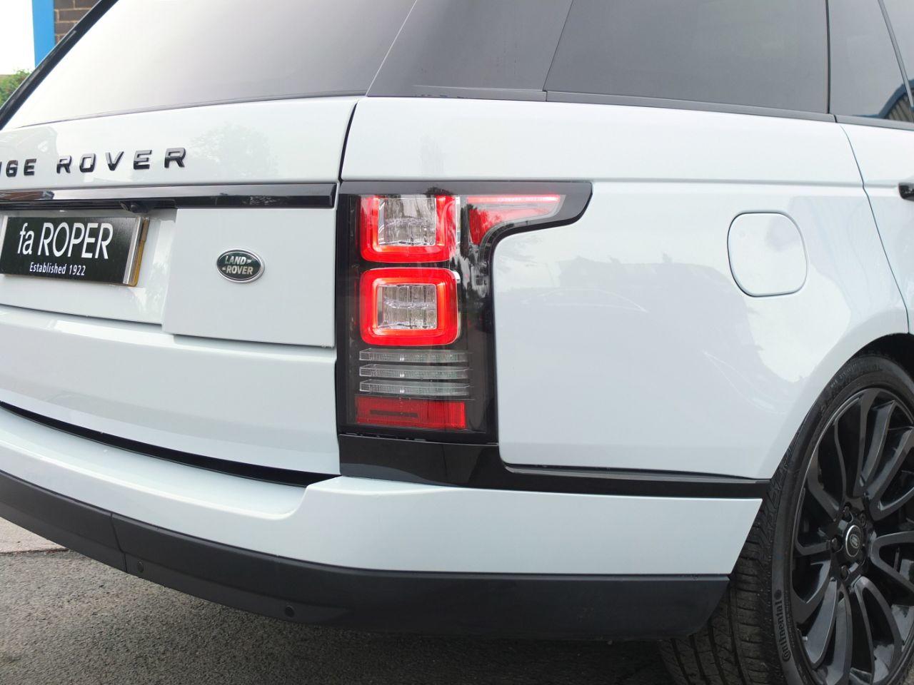Land Rover Range Rover 3.0 TDV6 Vogue Auto Black Design Pack Estate Diesel Yulong White Metallic