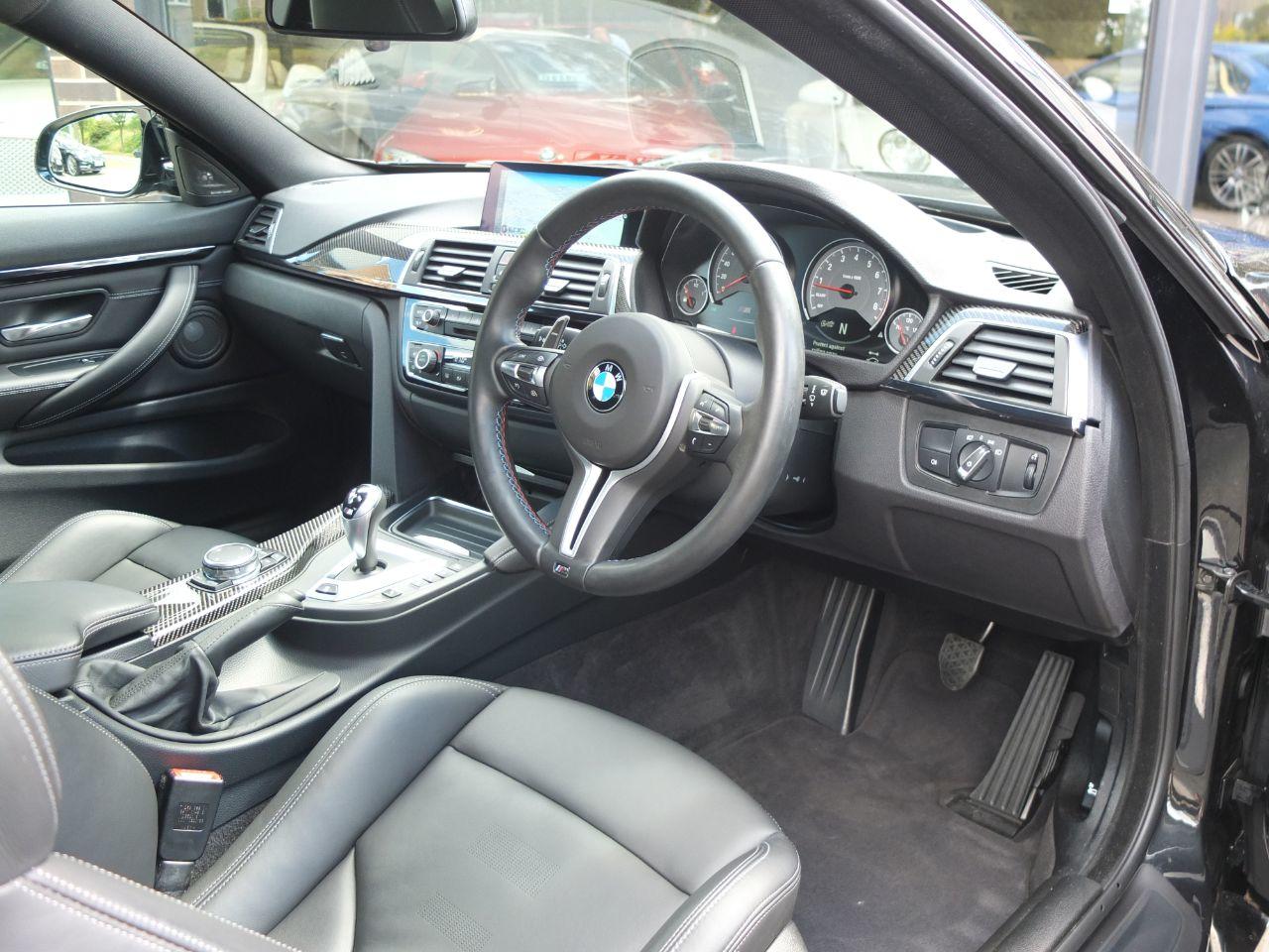 BMW M4 3.0 M4 Coupe DCT Coupe Petrol Black Sapphire Metallic