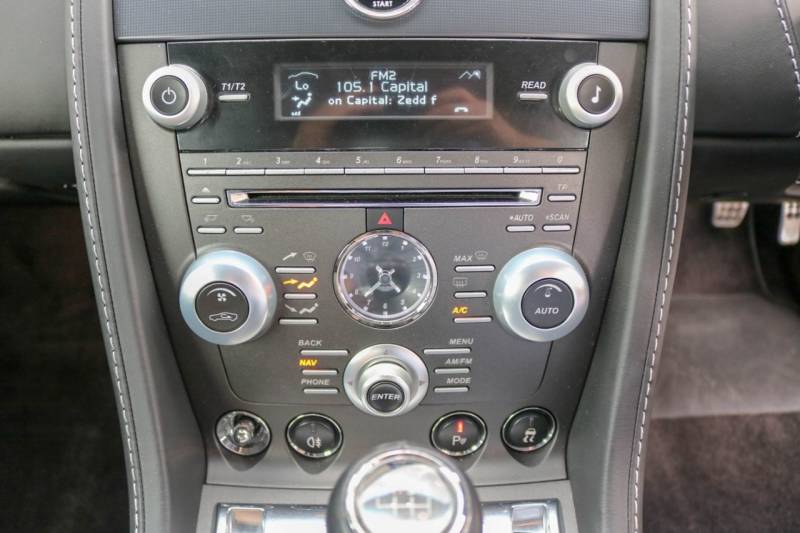 Aston Martin Vantage   Registered:2010(10)