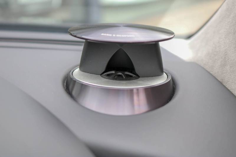 Aston Martin Vantage   Registered:2010(10)