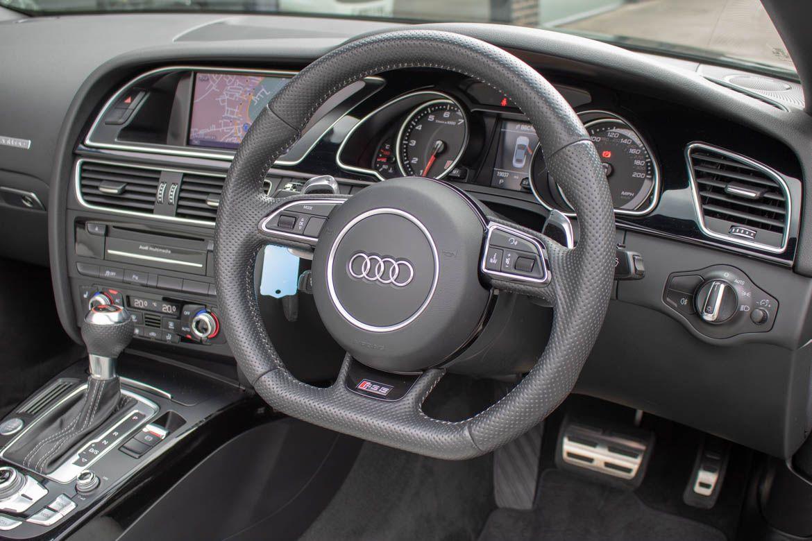 Audi RS5 Cabriolet 4.2 FSI quattro S Tronic Convertible Petrol Daytona Grey Metallic