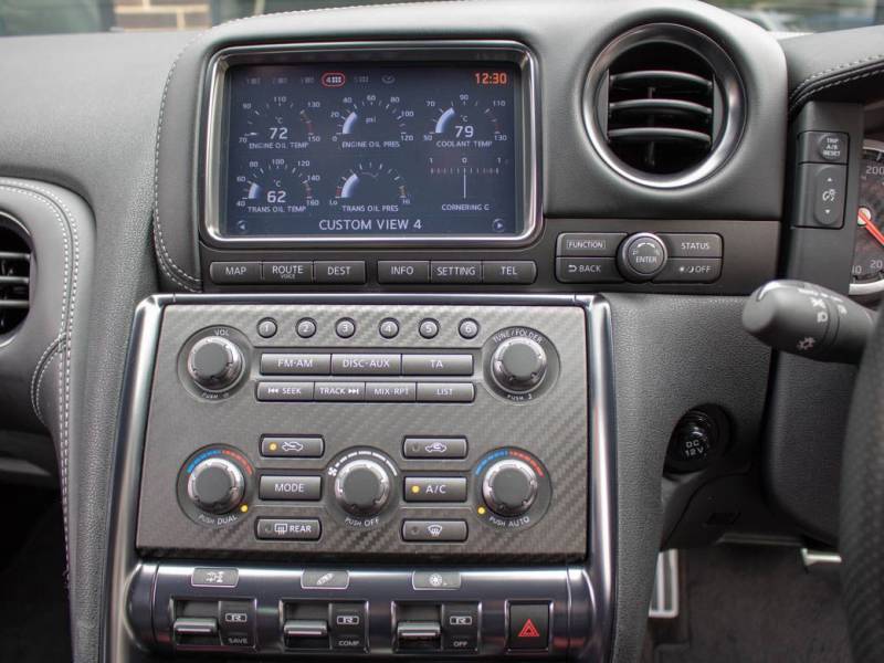 Nissan GT R   Registered:2014(14)