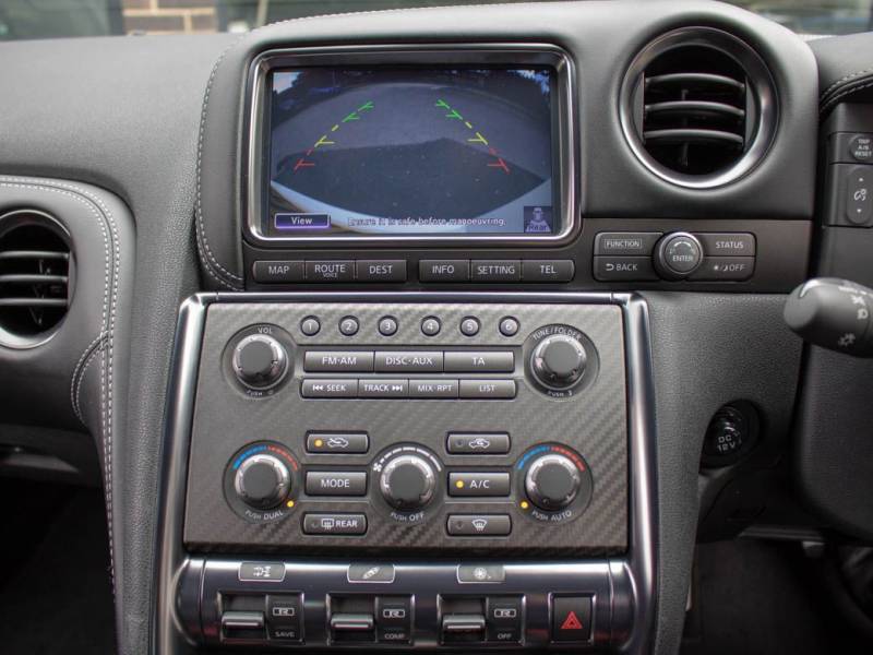 Nissan GT R   Registered:2014(14)