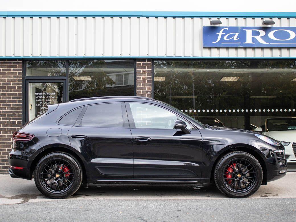 Porsche Macan 3.0 V6 GTS PDK Estate Petrol Jet Black Metallic