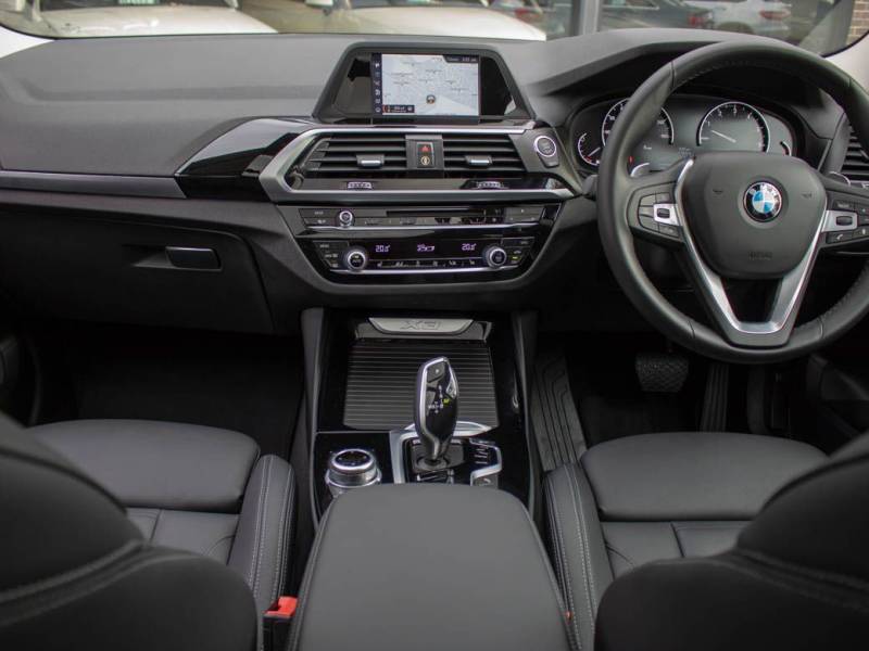 BMW X3   Registered:2018(18)