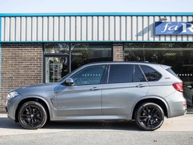 2017 BMW X5 2.0 xDrive40e M Sport Auto (Panoramic Roof)