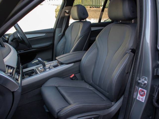 2017 BMW X5 2.0 xDrive40e M Sport Auto (Panoramic Roof)