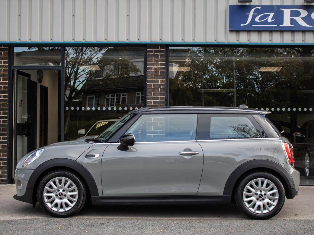 Mini Hatchback 1.5 Cooper Chili Pack Hatchback Petrol Moonwalk Grey Metallic