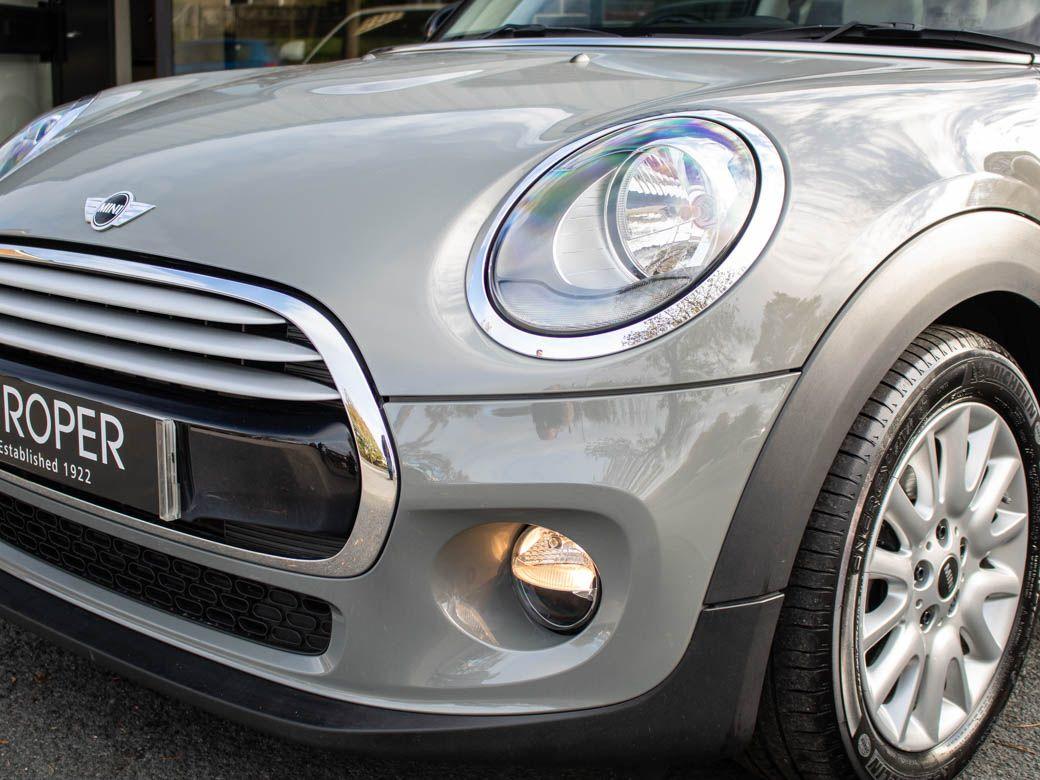 Mini Hatchback 1.5 Cooper Chili Pack Hatchback Petrol Moonwalk Grey Metallic