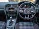 Volkswagen Golf   Registered:2017(17)