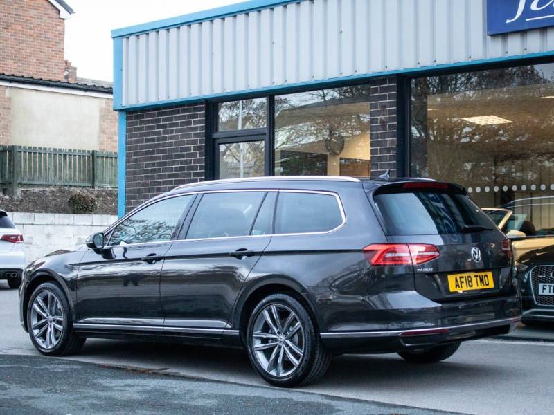 Volkswagen Passat   Registered:2018(18)