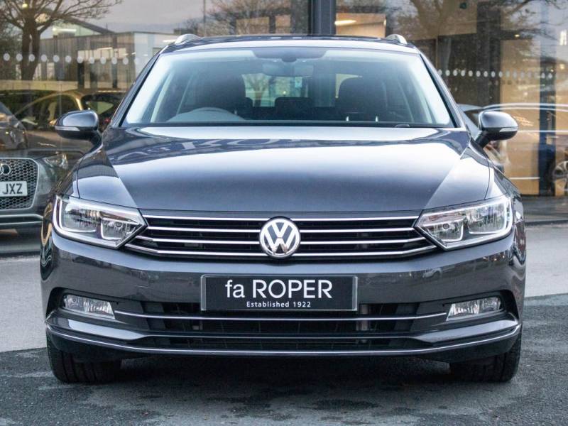 Volkswagen Passat   Registered:2018(18)