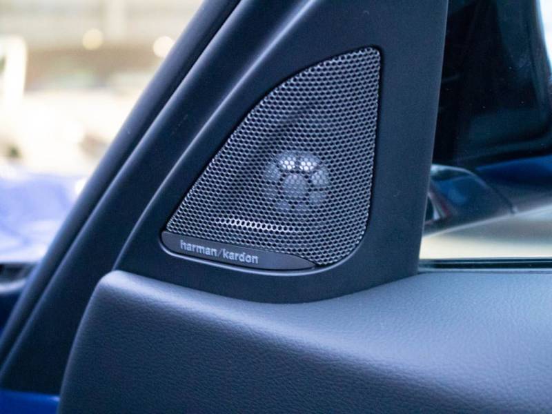 BMW 3 Series   Registered:2018(18)