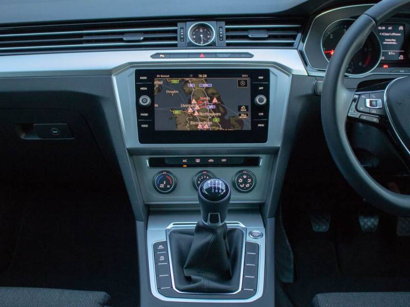 Volkswagen Passat   Registered:2017(67)