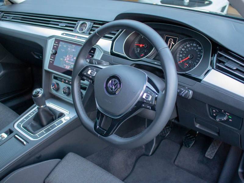 Volkswagen Passat   Registered:2017(67)
