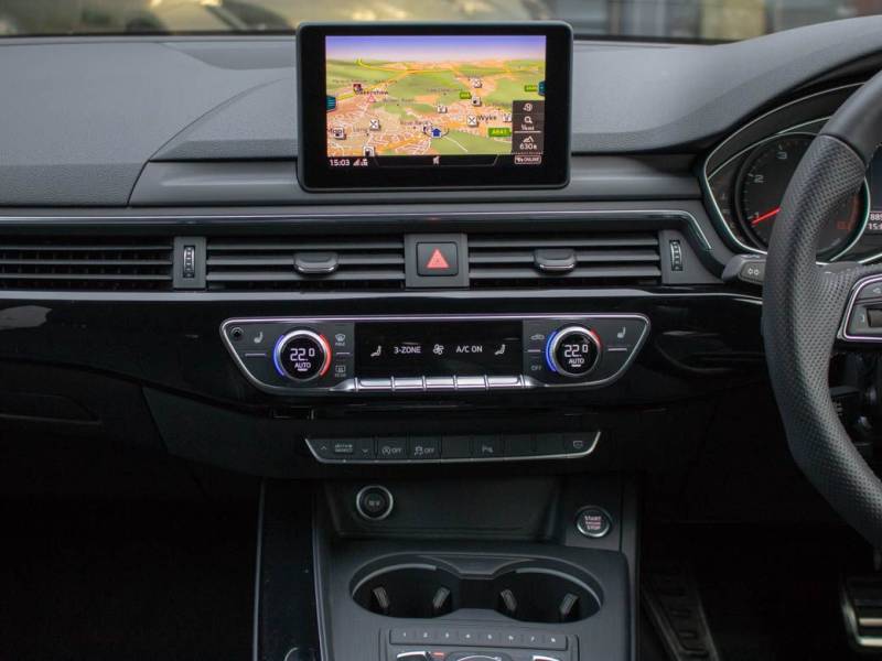 Audi A4   Registered:2017(67)