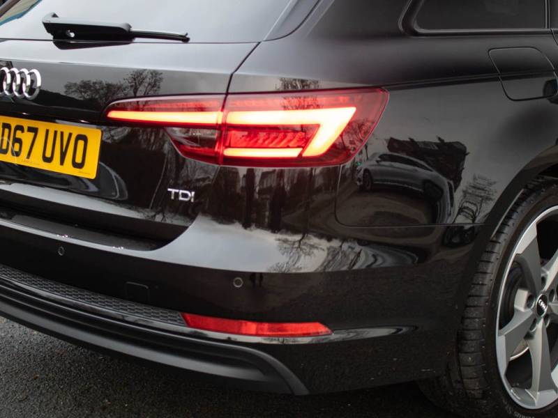 Audi A4   Registered:2017(67)