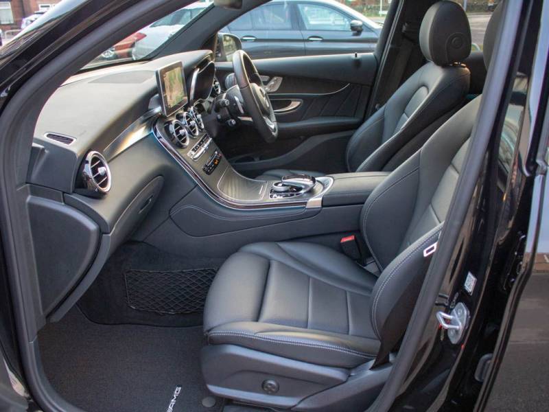 Mercedes Benz GLC Coupe   Registered:2017(17)