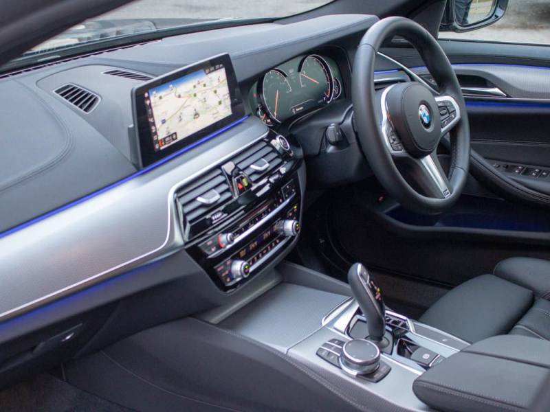 BMW 5 Series   Registered:2018(18)