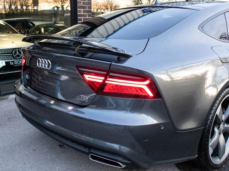Audi A7   Registered:2016(16)