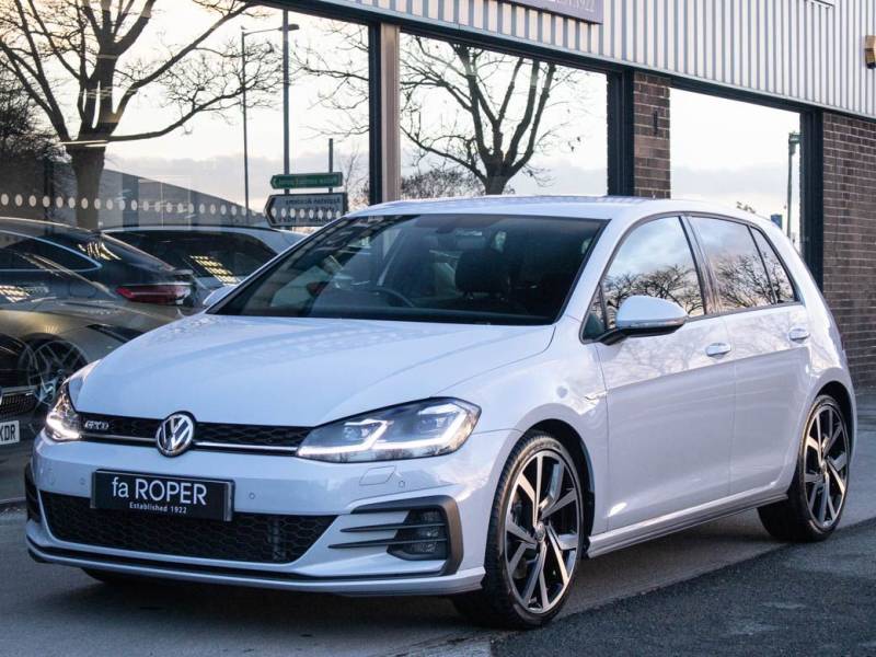 Volkswagen Golf   Registered:2018(18)