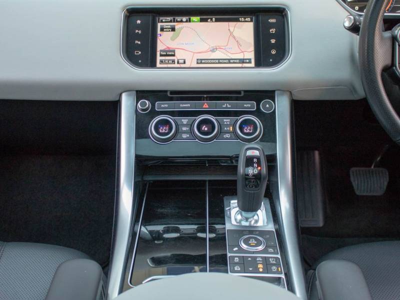 Land Rover Range Rover Sport   Registered:2016(66)