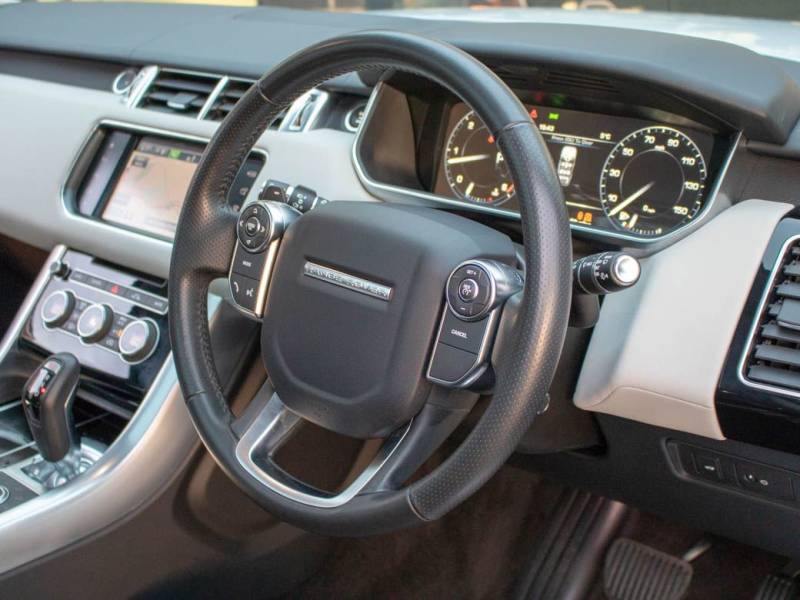 Land Rover Range Rover Sport   Registered:2016(66)