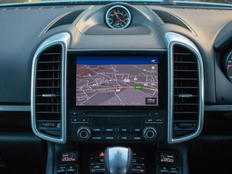 Porsche Cayenne   Registered:2017(17)