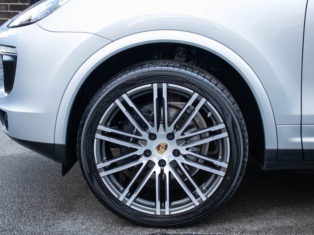 Porsche Cayenne 3.0 TD Platinum Edition Tiptronic S Estate Diesel Rhodium Silver Metallic