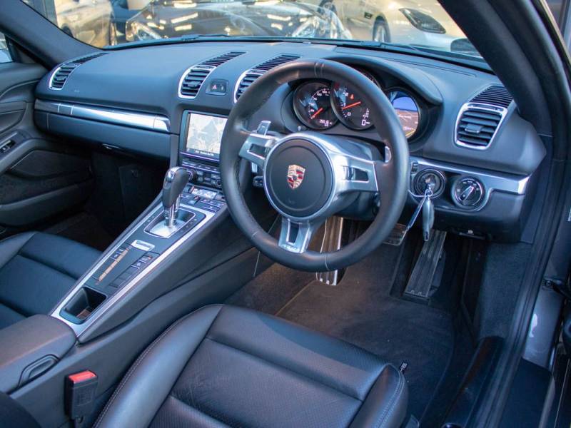 Porsche Cayman   Registered:2014(14)