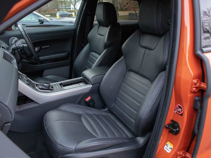 Land Rover Range Rover Evoque   Registered:2017(17)