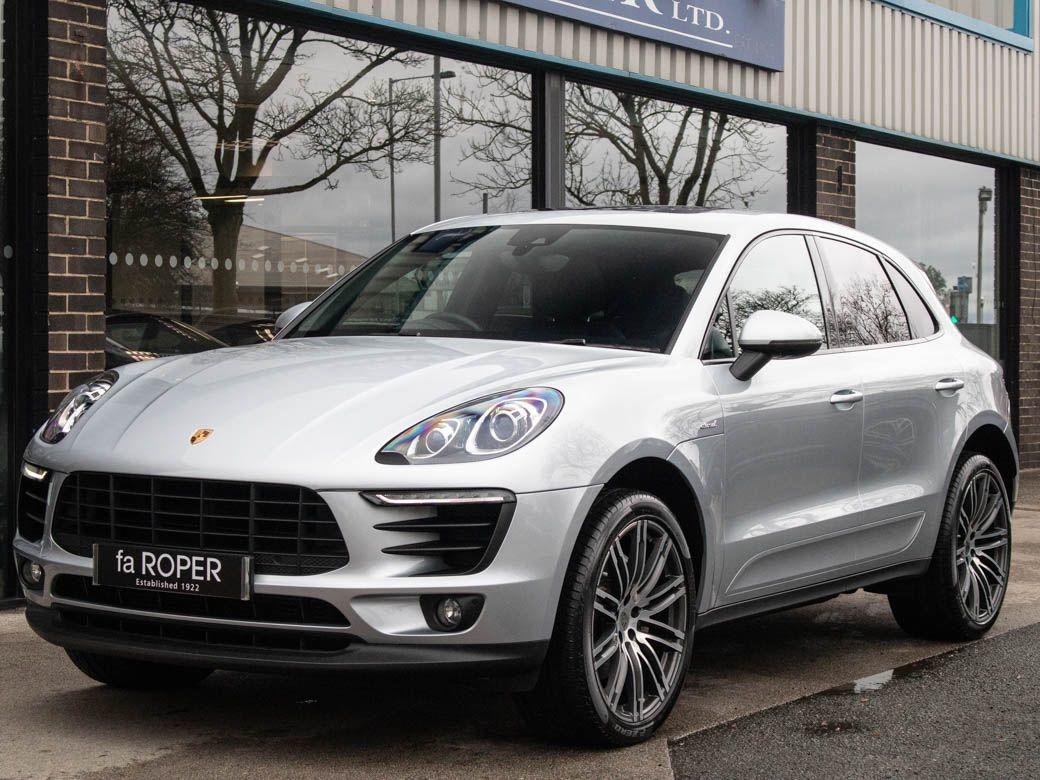 Porsche Macan 3.0 TD S Diesel PDK Estate Diesel Rhodium Silver MetallicPorsche Macan 3.0 TD S Diesel PDK Estate Diesel Rhodium Silver Metallic at fa Roper Ltd Bradford