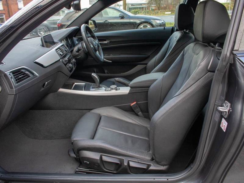 BMW 2 Series   Registered:2018(18)