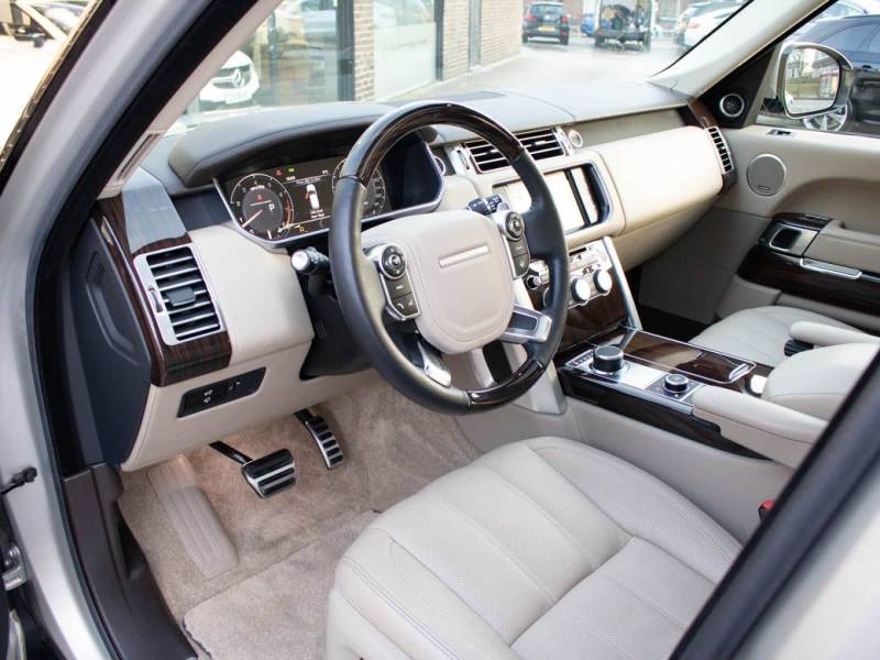 Land Rover Range Rover   Registered:2014(14)