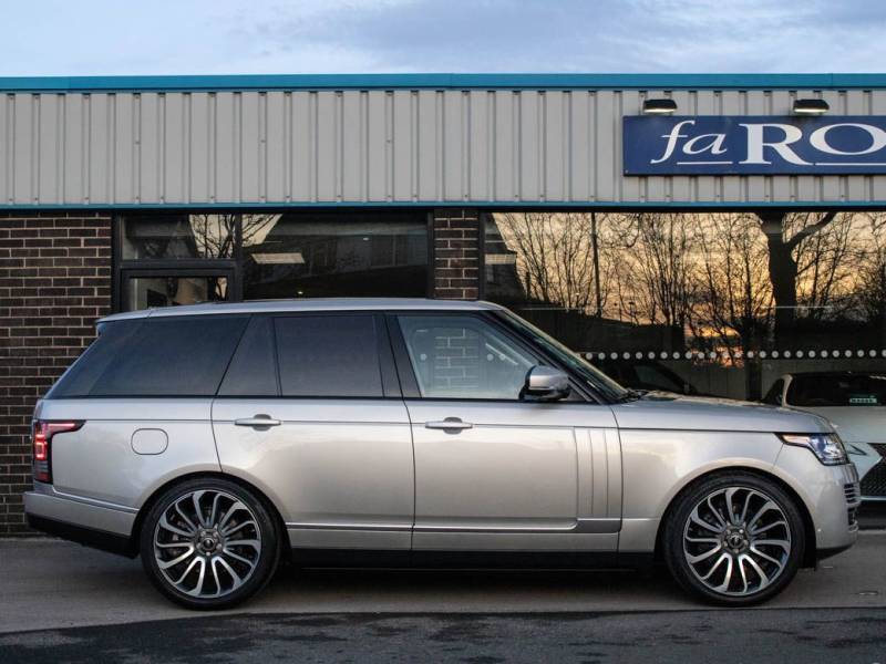 Land Rover Range Rover   Registered:2014(14)