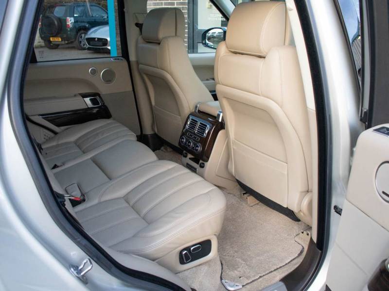 Land Rover Range Rover   Registered:2014(14)